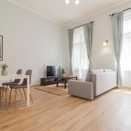 Isabella Suite With Ac Budapest Luaran gambar