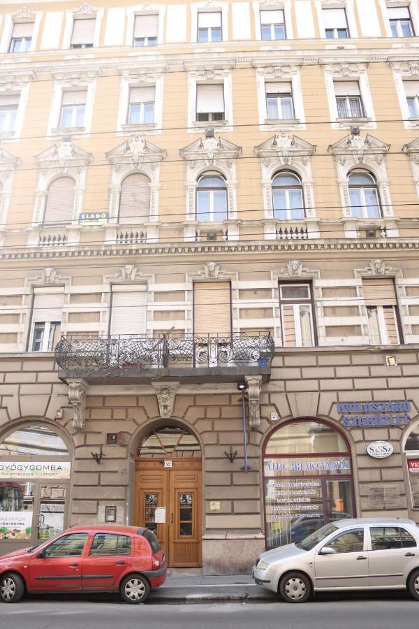 Isabella Suite With Ac Budapest Luaran gambar